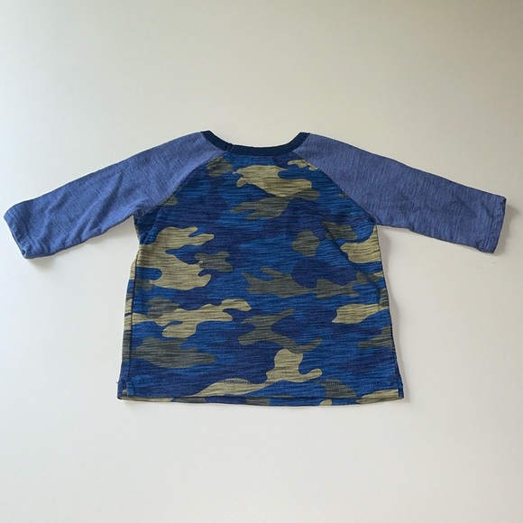 Old Navy Kids 3/4 Sleeve Top in Blue Camo Print - Picture 5 of 5